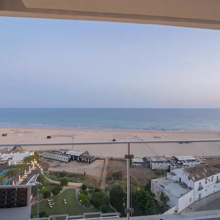 Da Rocha - By The Sea شقة