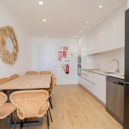Da Rocha - By The Sea Apartment